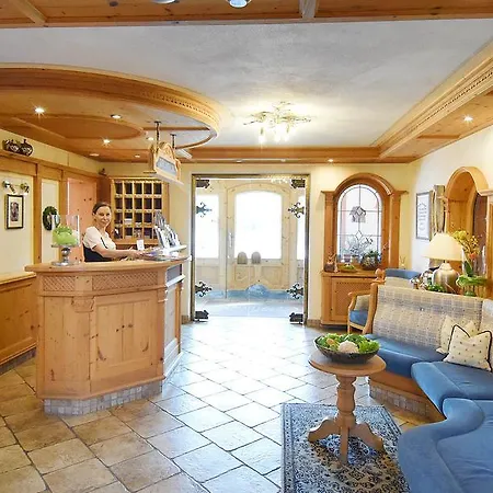 Hotel Garni Alpenland