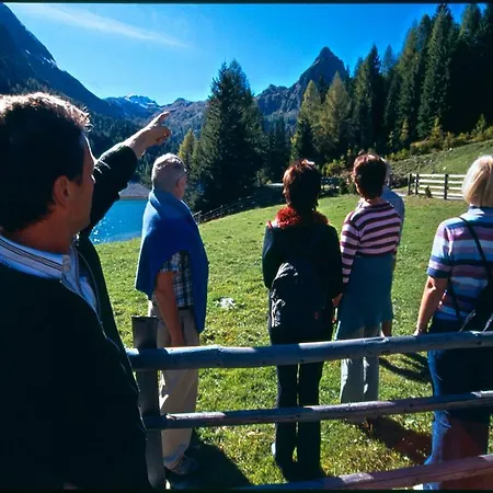 Hotel Garni Alpenland 4*