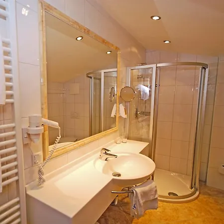 Hotel Garni Alpenland