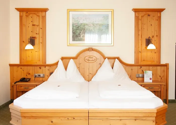 מלון Garni Alpenland 4*