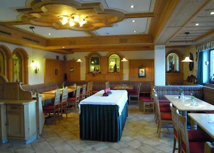 מלון Garni Alpenland אלטנמרקט אים פונגאו