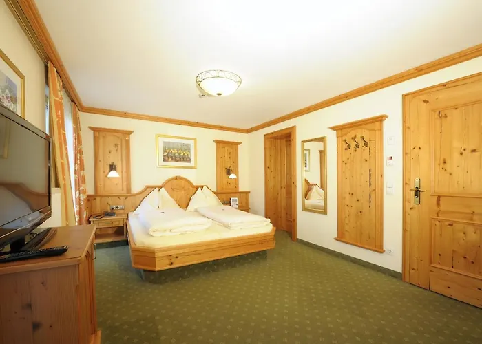 Garni Alpenland מלון אלטנמרקט אים פונגאו